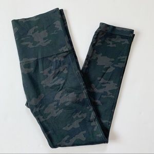 Spanx Black Camo Seamless Leggings Women Large